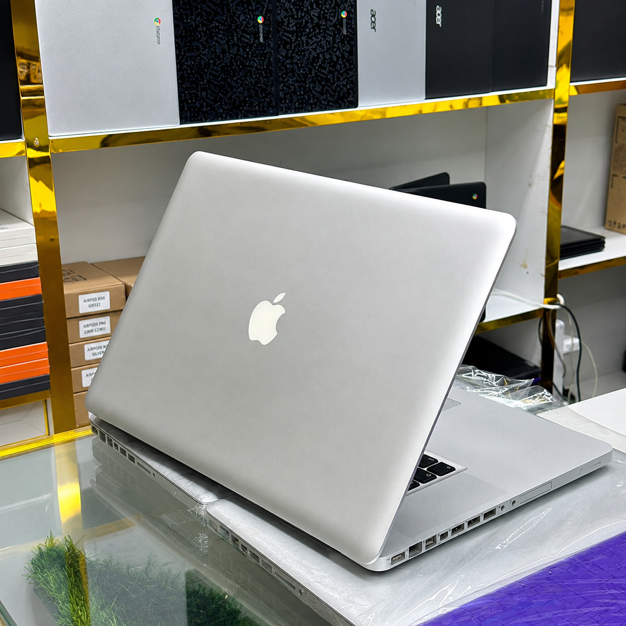 Apple MacBook Pro A1286 | 15" Display | 8GB RAM | 500GB Storage